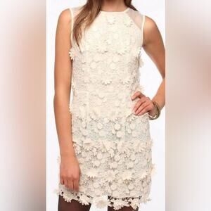 Urban Outfitters Thistlepearl Crochet Floral Cream Boho Mini Dress‎ Size 4